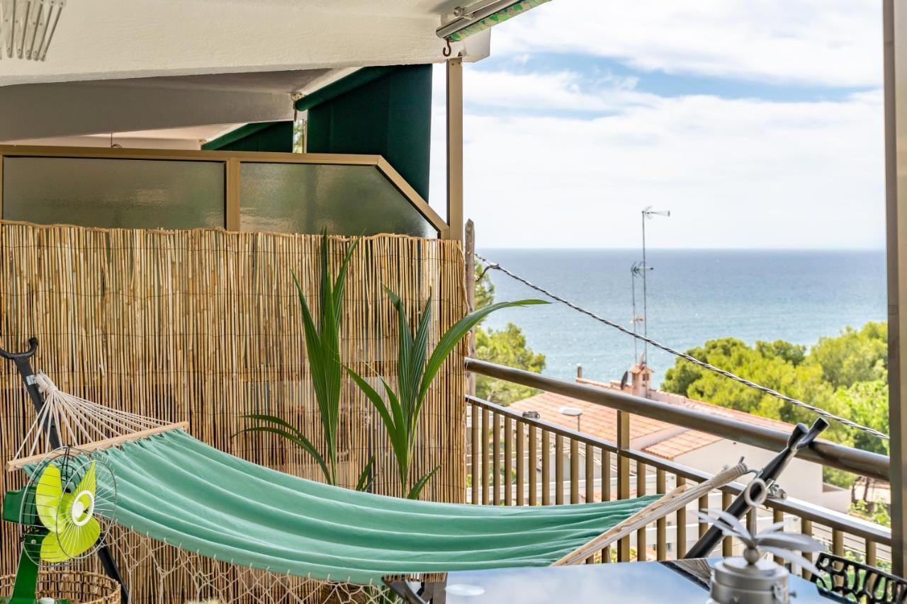Beach Front Retro Hideaway In Salou Exteriér fotografie