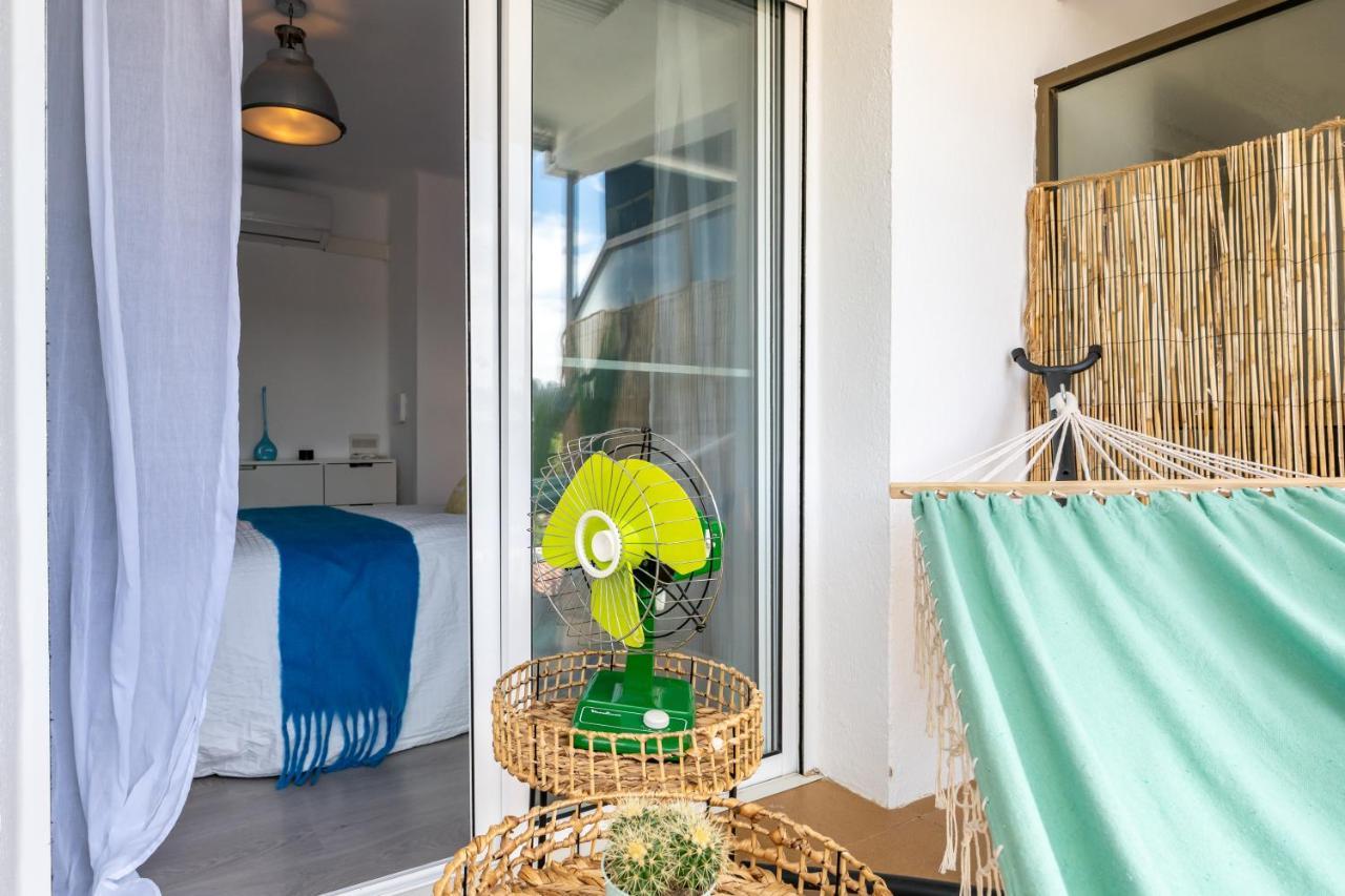 Beach Front Retro Hideaway In Salou Exteriér fotografie