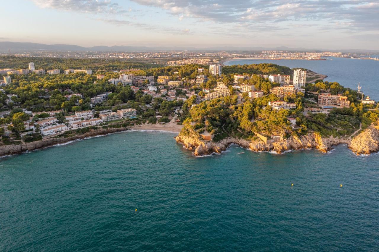 Beach Front Retro Hideaway In Salou Exteriér fotografie